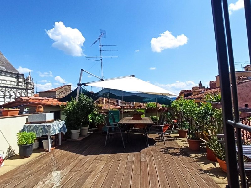 Appartamento in Vendita a Pistoia, 310'000€, 120 m²