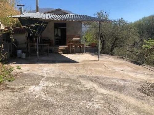 Capannone in Vendita a Palombara Sabina, 28'000&euro;, 40 m²