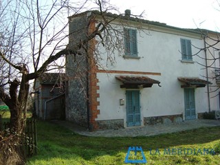 Casa Indipendente in Vendita a Larciano, 125'000€, 230 m²