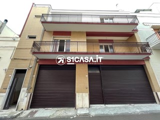 Appartamento in Vendita a Galatone, 140'000€, 221 m²