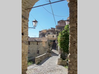 Casa Indipendente in Vendita a Ceriana, 125'000€, 200 m²