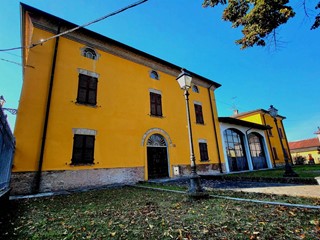 Casa Indipendente in Vendita a Roccabianca, 485'000&euro;, 792 m², con Box