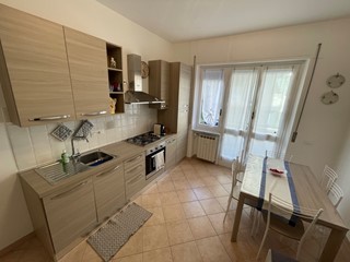 Quadrilocale in Affitto a Sestri Levante, zona centro, 2'000€, 75 m², arredato