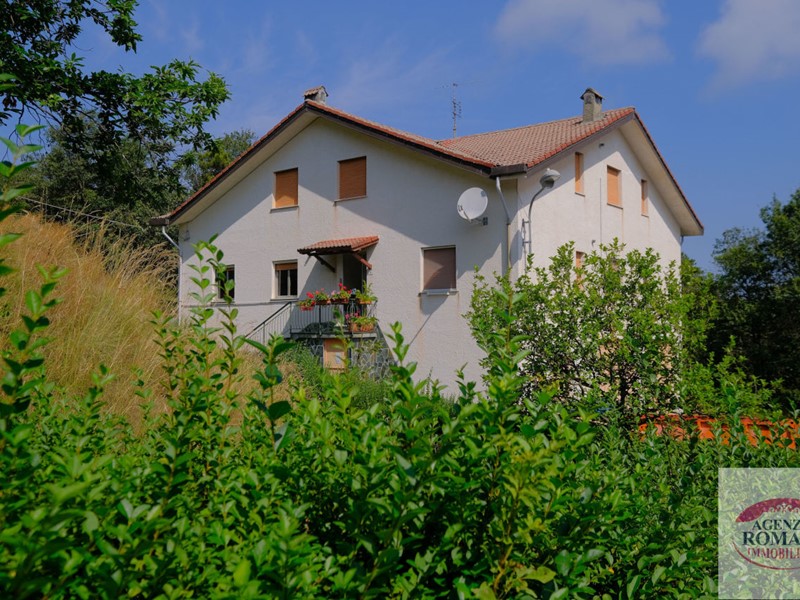 Quadrilocale in Vendita a Urbe, 24'000€, 54 m²