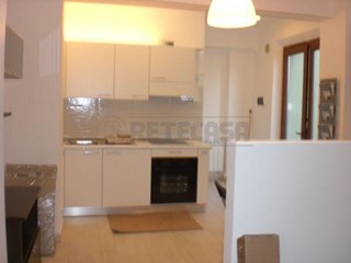 Monolocale in Vendita a Ancona, zona CENTRO, 67'000€, 30 m², arredato