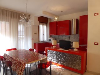 Quadrilocale in Affitto a Sestri Levante, zona centro, 1'500€, 70 m², arredato