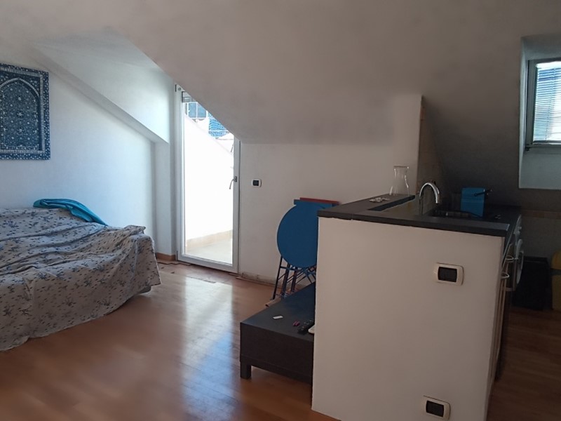 Trilocale in Affitto a Sestri Levante, zona centro, 500€, 40 m², arredato, con Box