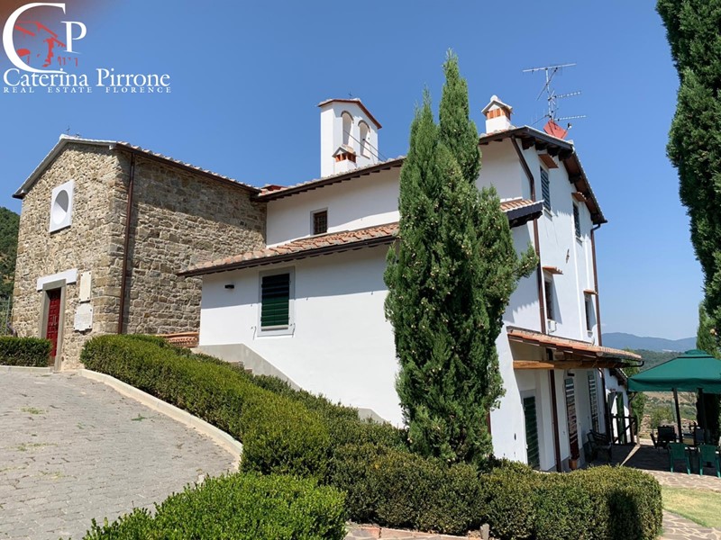 Villa in Vendita a Barberino di Mugello, 1'690'000€, 328 m²