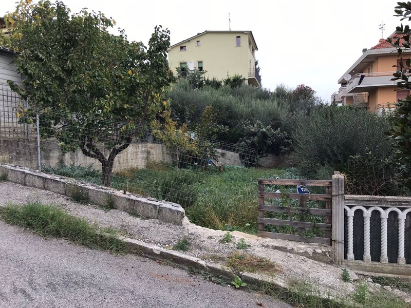 Terreno agricolo in Vendita a San Benedetto del Tronto, zona Porto D'ascoli residenziale, 20'000€, 180 m²