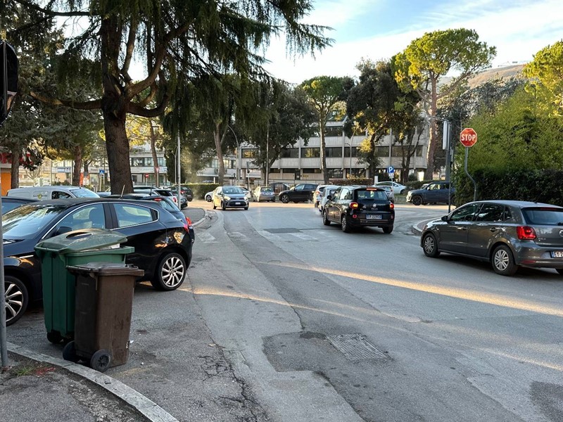 Box in Vendita a Ascoli Piceno, zona Periferica, 16'000€, 16 m²