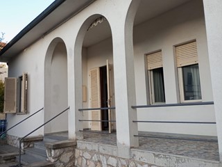 Casa Indipendente in Vendita a San Miniato, zona Ponte a Egola, 270'000€, 350 m², con Box