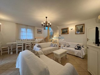 Casa Indipendente in Affitto a Forte dei Marmi, 150 m², arredato