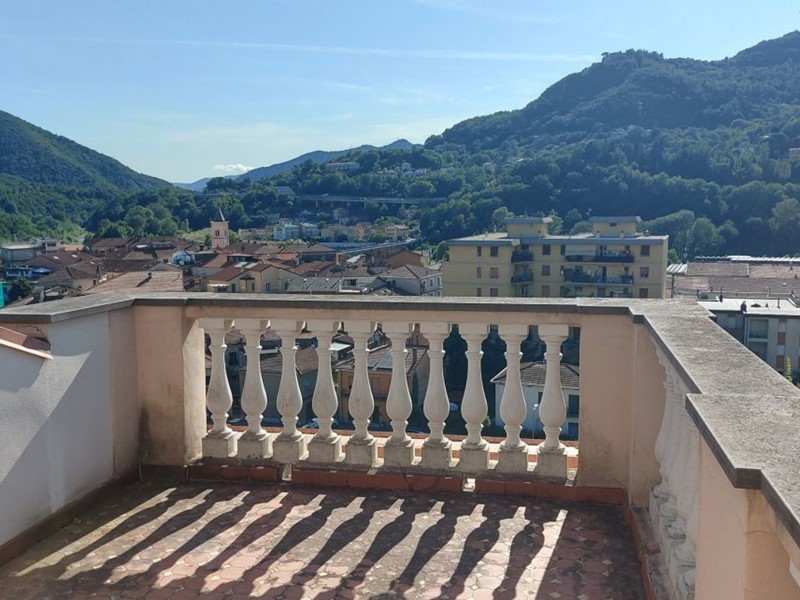 Casa Indipendente in Vendita a Aulla, 400'000€, 280 m²