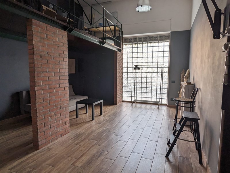 Immobile commerciale in Vendita a Roma, zona CASILINA, 69'000€, 48 m²