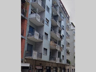 Quadrilocale in Vendita a Bari, zona San Pasquale, 140'000€, 128 m²