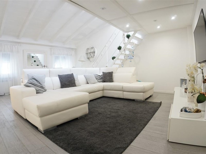 Quadrilocale in Vendita a Massa, 299'000€, 100 m², arredato