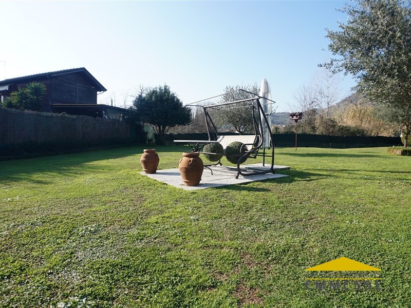 Casa Indipendente in Vendita a Massa, 500'000€, 130 m²
