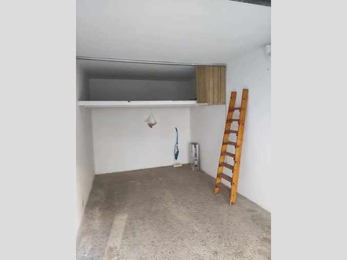 Box in Affitto a Brindisi, 16 m²