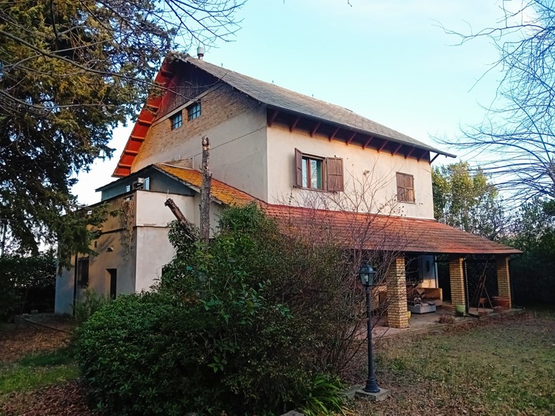 Villa in Vendita a Manoppello, zona Scalo, 235'000€, 400 m², con Box