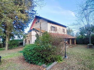 Villa in Vendita a Manoppello, zona Scalo, 235'000€, 400 m², con Box