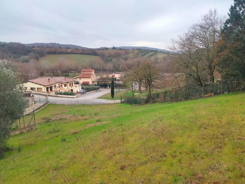 Terreno edificabile in Vendita a Corciano, 50'000€, 900 m²