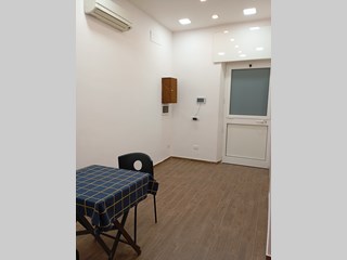 Negozio in Vendita a Roma, zona Centocelle, 59'000€, 25 m²
