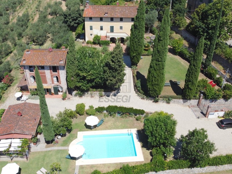 Villa in Vendita a Lucca, zona Nord, 3'500'000€, 600 m²
