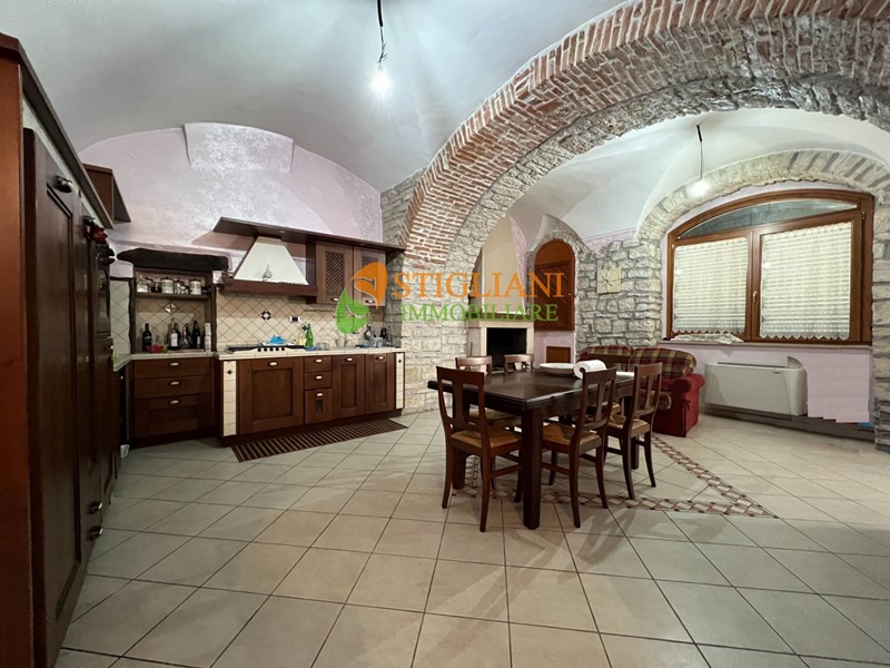 Casa Indipendente in Vendita a Campodipietra, zona Via L. Montini, 165'000€, 200 m²
