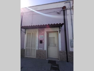 Casa Indipendente in Vendita a San Donaci, 65'000€, 110 m²