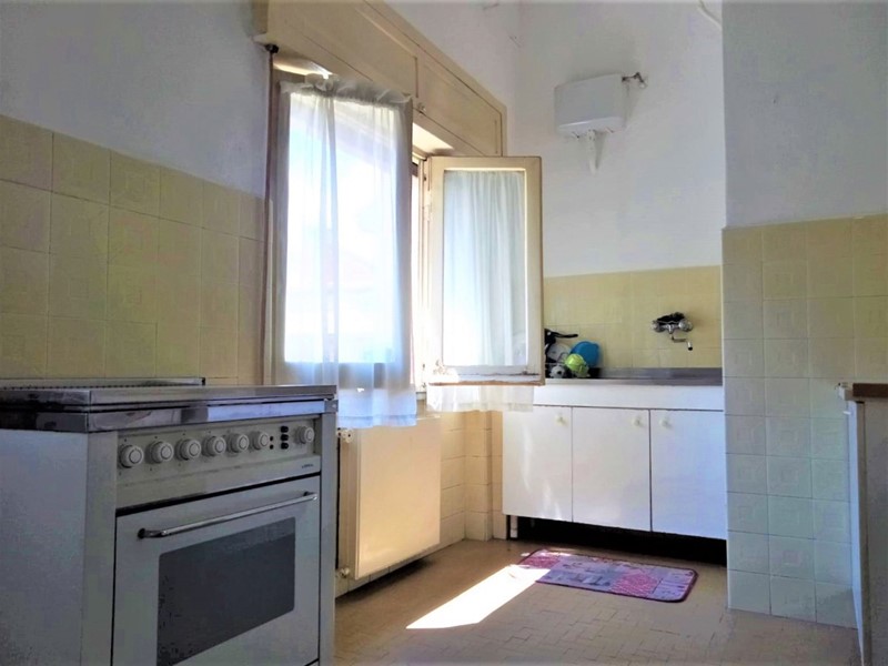Appartamento in Vendita a Avezzano, 190'000€, 277 m²