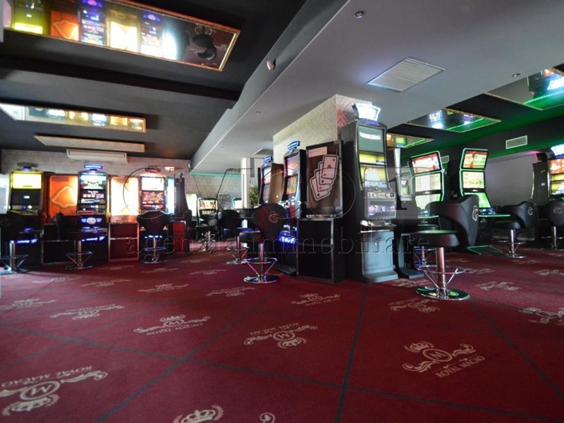 Immobile commerciale in Vendita a Noventa Vicentina, 450'000€, 440 m²