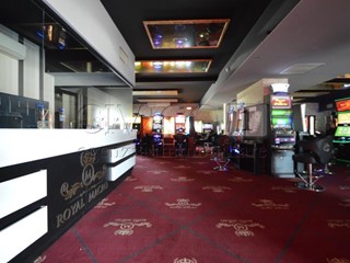 Immobile commerciale in Vendita a Noventa Vicentina, 450'000€, 440 m²