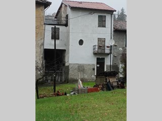 Casa Indipendente in Vendita a Parodi Ligure, 50'000€, 100 m²