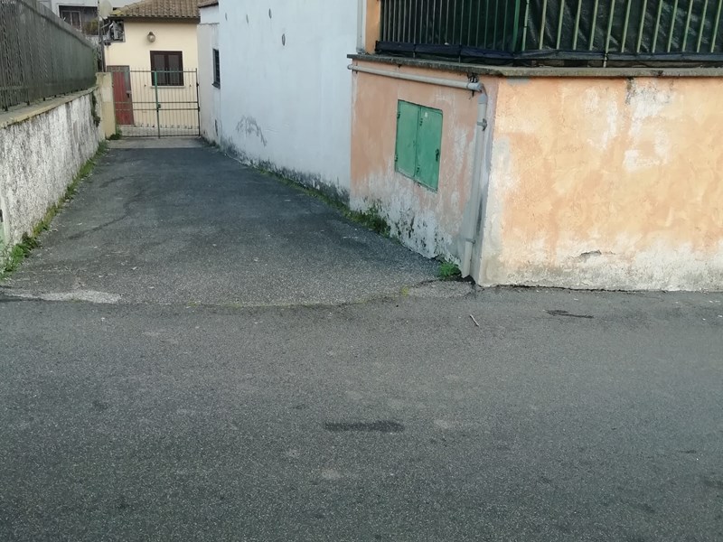Quadrilocale in Vendita a Roma, zona val melaina, 70'000€, 65 m²