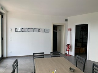 Ufficio in Affitto a Capannori, zona Lammari, 550€, 70 m²
