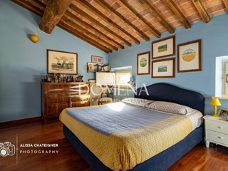 Attico in Vendita a Siena, zona Fornacelle, 295'000€, 96 m², con Box