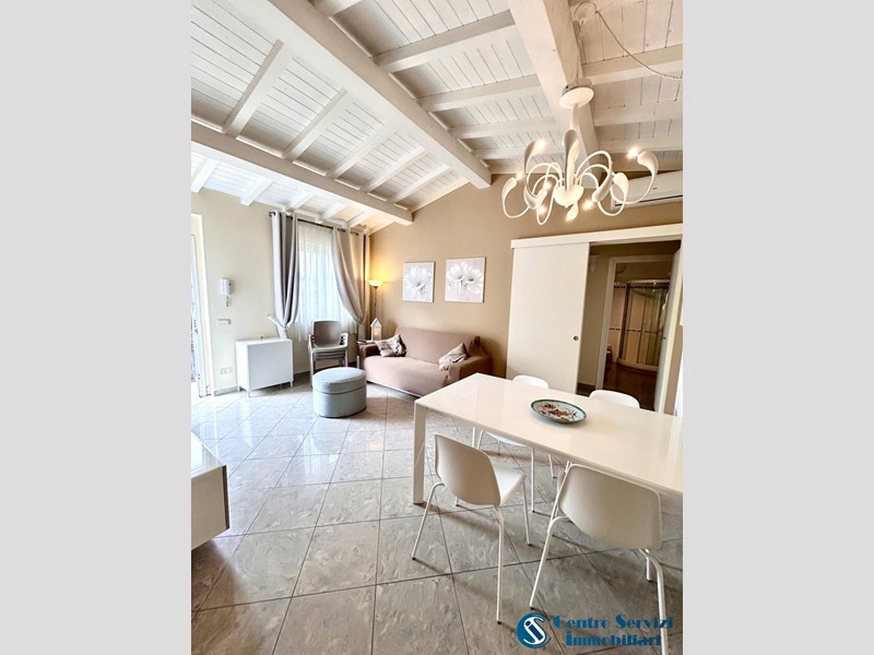 Casa Indipendente in Affitto a Pisa, zona Marina di Pisa, 1'200€, 50 m², arredato