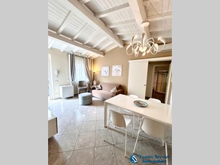 Casa Indipendente in Affitto a Pisa, zona Marina di Pisa, 1'200€, 50 m², arredato