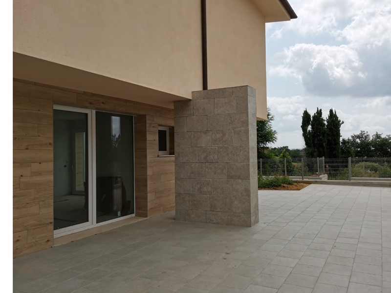 Villetta a schiera in Vendita a Colle di Val D'Elsa, zona Le Grazie, 415'000€, 127 m²