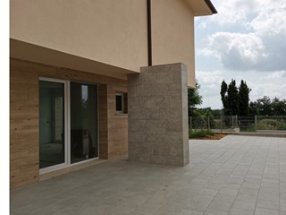 Villetta a schiera in Vendita a Colle di Val D'Elsa, zona Le Grazie, 415'000&euro;, 127 m²