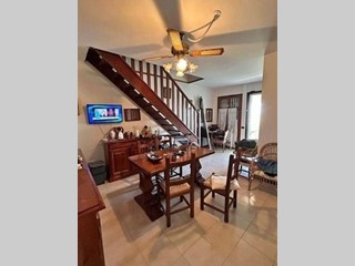 Quadrilocale in Vendita a Luni, zona Luni Mare, 160'000€, 80 m², arredato