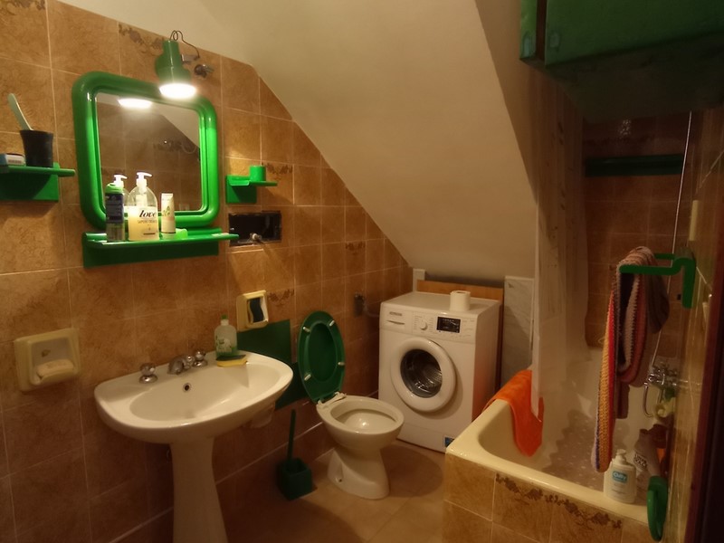 Casa Indipendente in Vendita a Massarosa, zona Bozzano, 99'000€, 60 m²