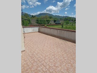 Casa Semi Indipendente in Vendita a Villafranca in Lunigiana, zona filetto, 168'000€, 120 m², arredato