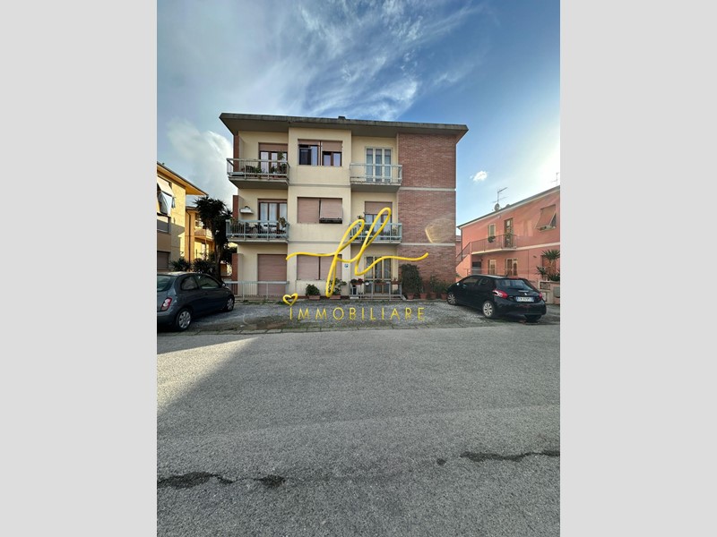 Appartamento in Vendita a Castagneto Carducci, zona Donoratico, 170'000€, 92 m²