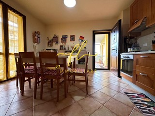 Quadrilocale in Vendita a Riparbella, 135'000€, 85 m², con Box