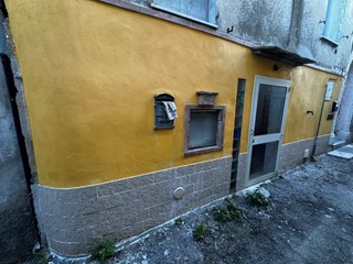 Casa Semi Indipendente in Vendita a Lanciano, 63'000€, 145 m²