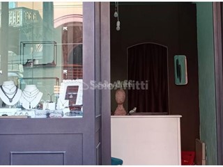 Capannone in Affitto a Modena, 600&euro;, 15 m²