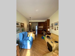 Trilocale in Vendita a Milano, zona Solari, 770'000€, 110 m²