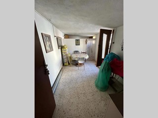 Casa Indipendente in Vendita a Canosa di Puglia, 30'000€, 50 m²