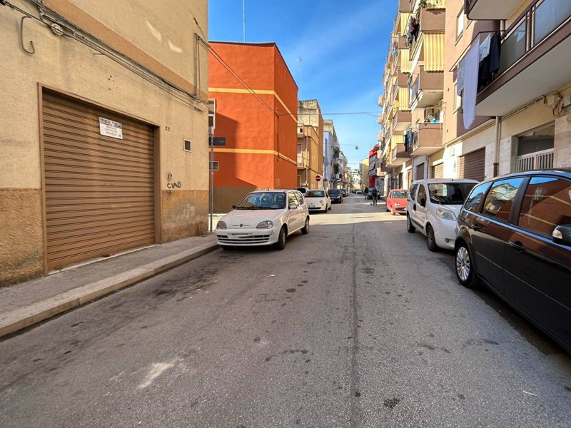 Laboratorio in Vendita a Barletta, 50'000€, 86 m²